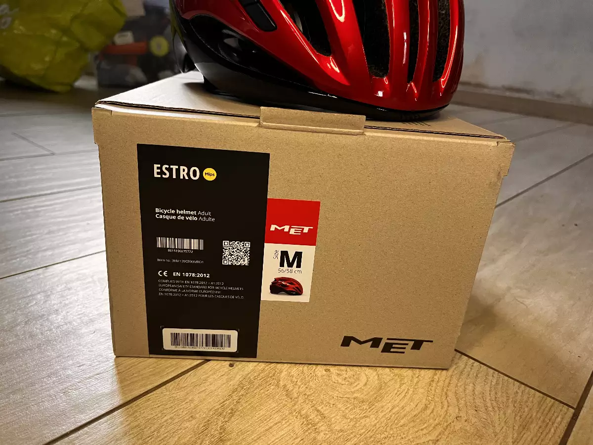 Casque Met Estro ROUGE